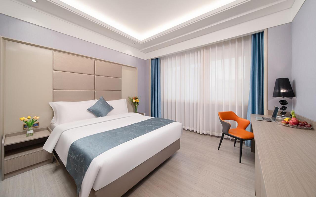 Ramada Shenzhen Baoan Hotel Exterior photo