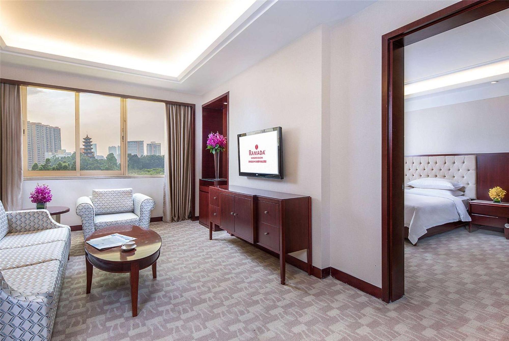 Ramada Shenzhen Baoan Hotel Exterior photo